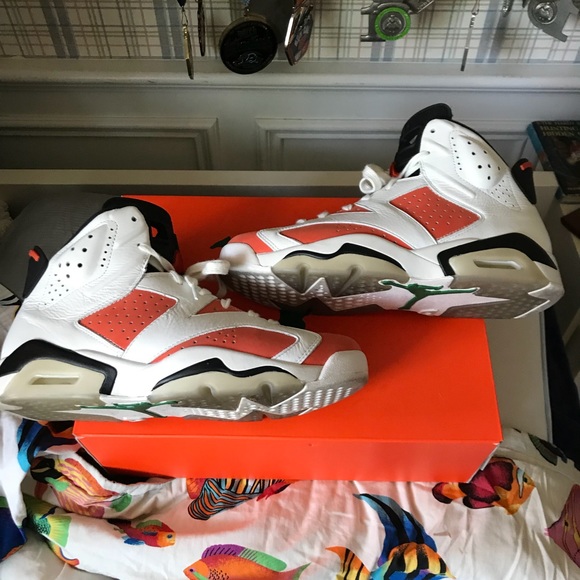 Jordan 6 Gatorade “Like Mike” Size 9.5 - Picture 7 of 8
